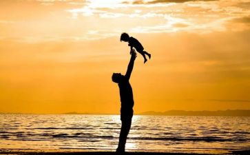 爸爸修手机的作文6篇