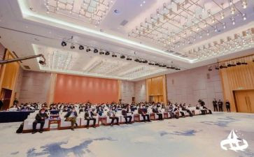 教师表彰大会演讲稿8篇