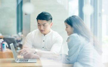 县优秀教育工作者主要事迹材料8篇