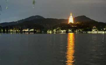 写西湖公园作文最新8篇